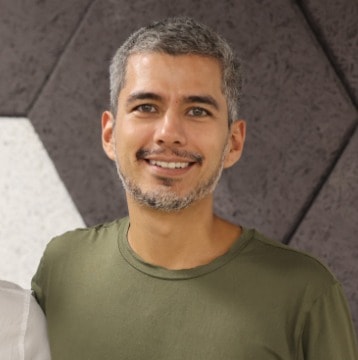 Psicólogo(a) Renan Santos Garcia atendendo online em Porto Alegre/RS