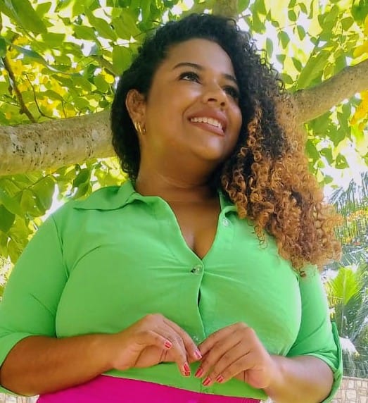 Psicólogo(a) Letícia Ferreira Batista Nascimento atendendo online em São Sebastião/SP