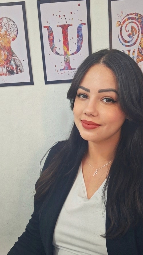 Psicólogo(a) Daniella Krai Novais atendendo online em São Paulo/SP