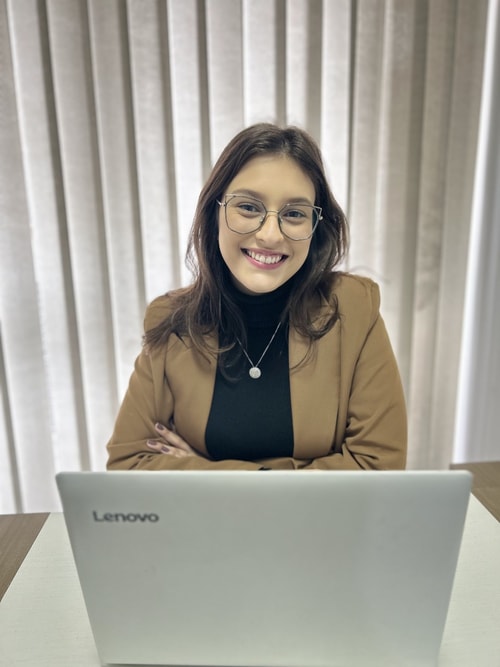 Psicólogo(a) Luana Silva Machioski atendendo online em Curitiba/PR