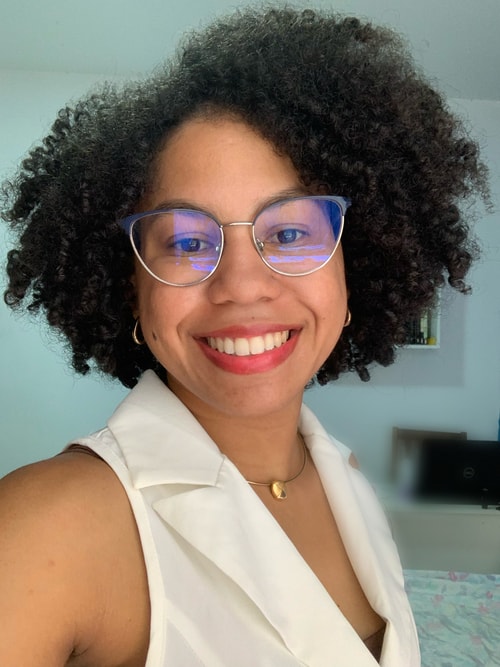 Psicólogo(a) Isabella de Castro Rocha atendendo online em Teresina/PI