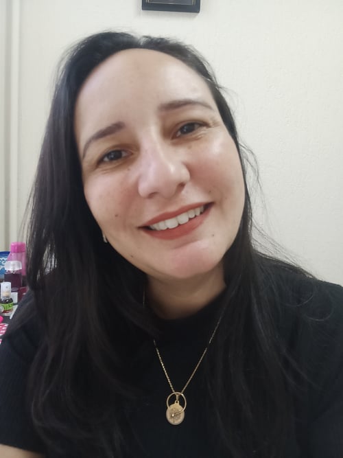 Kelly Fernanda da Silva Lourenço