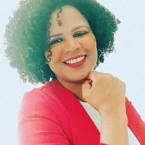 Aline das Mercês de Barros