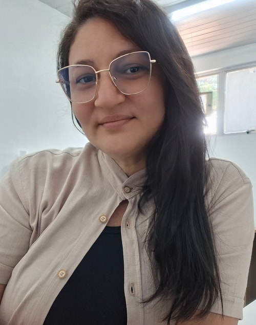 Psicólogo(a) Moanna Magalhães atendendo online