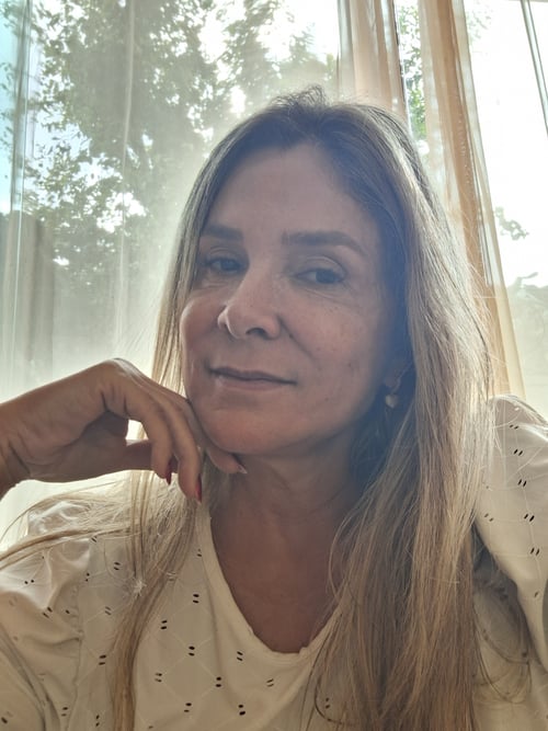 Leslye Karen da Cruz Paiva Costa