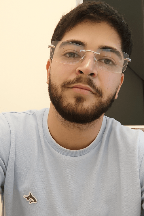 Psicólogo(a) Noah Carter Carvalho Santos Moura atendendo online em Brasília/DF