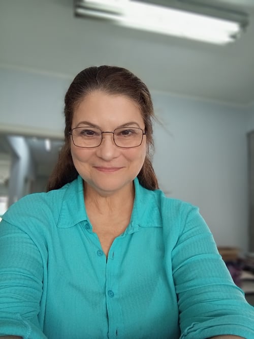 Eliane Marques Cancian e Oliveira Fernandes