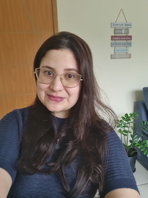 Psicólogo(a) Taís de Vasconcelos Barreto atendendo online em Nova Iguaçu/RJ