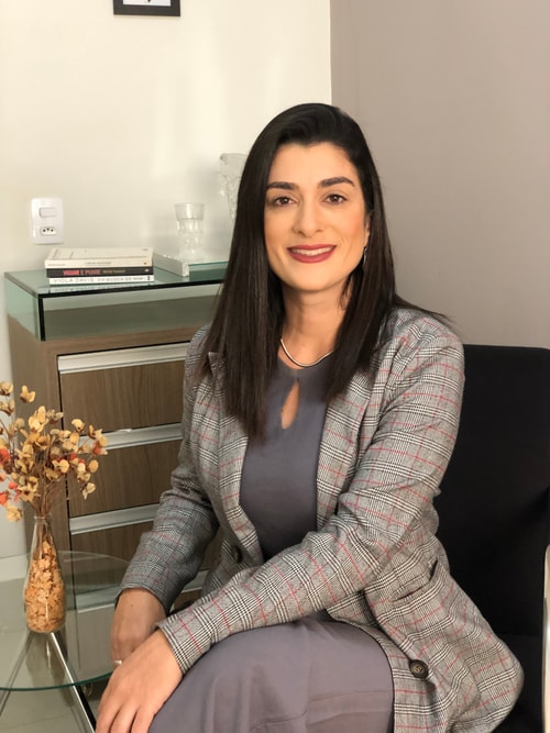 Psicólogo(a) Mariana Rezende Lopes