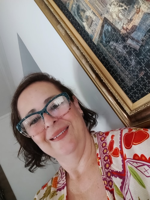 Psicólogo(a) Malvina de Carvalho Peres atendendo online