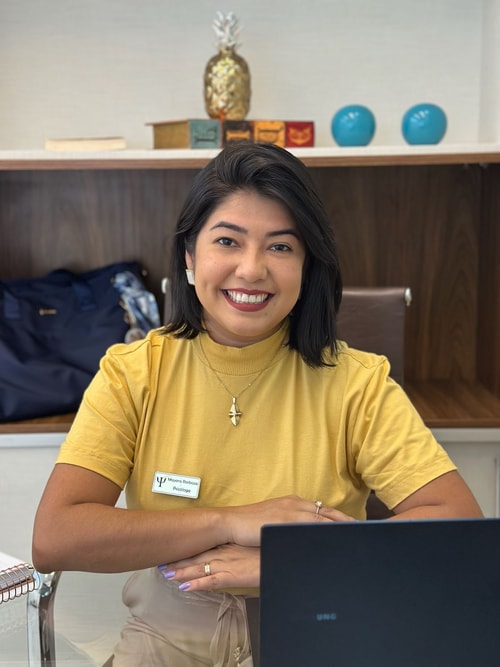 Psicólogo(a) Mayara Barboza atendendo online em Manaus/AM