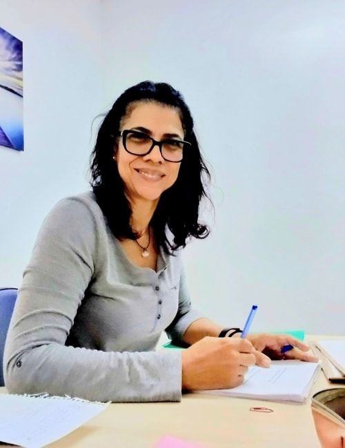 Psicólogo(a) Roseni dos Santos de Oliveira atendendo online em Rio de Janeiro/RJ