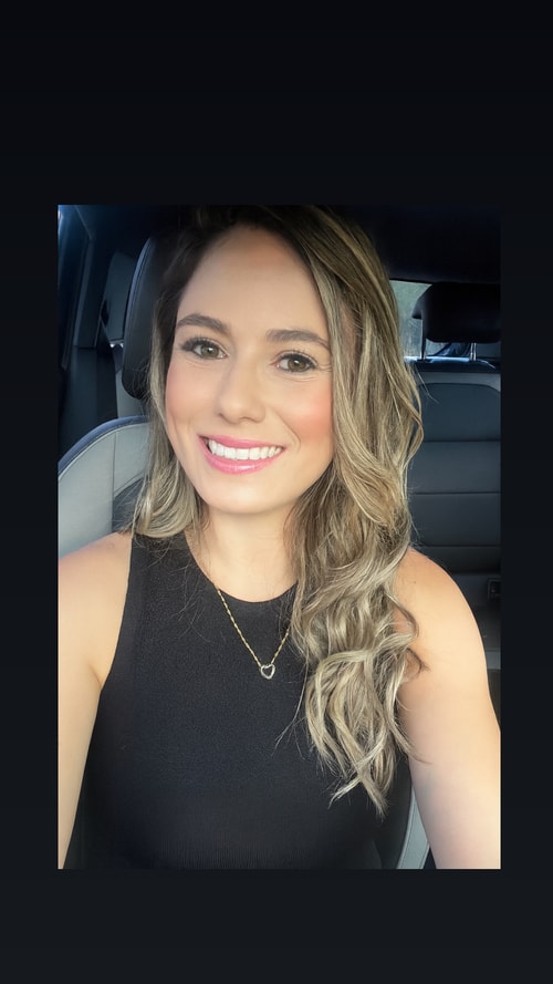 Psicólogo(a) Daniela Banda atendendo online em Porto Alegre/RS