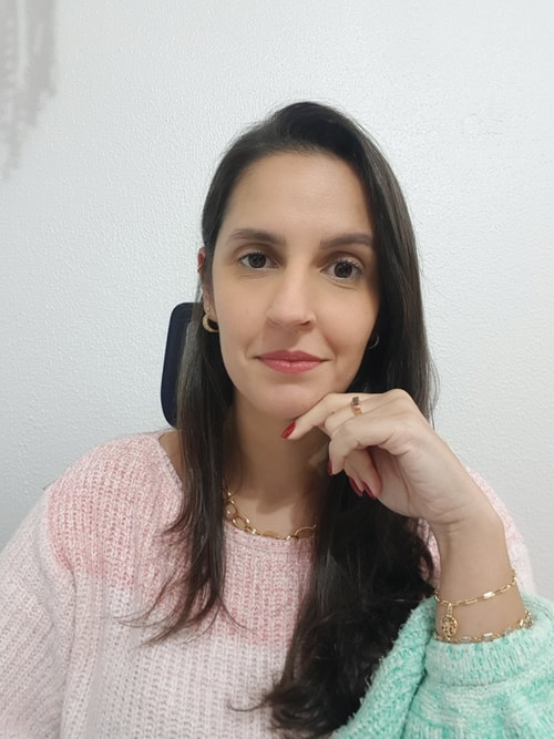 Psicólogo(a) Ketlen Pires Longaretti atendendo online em Porto Alegre/RS