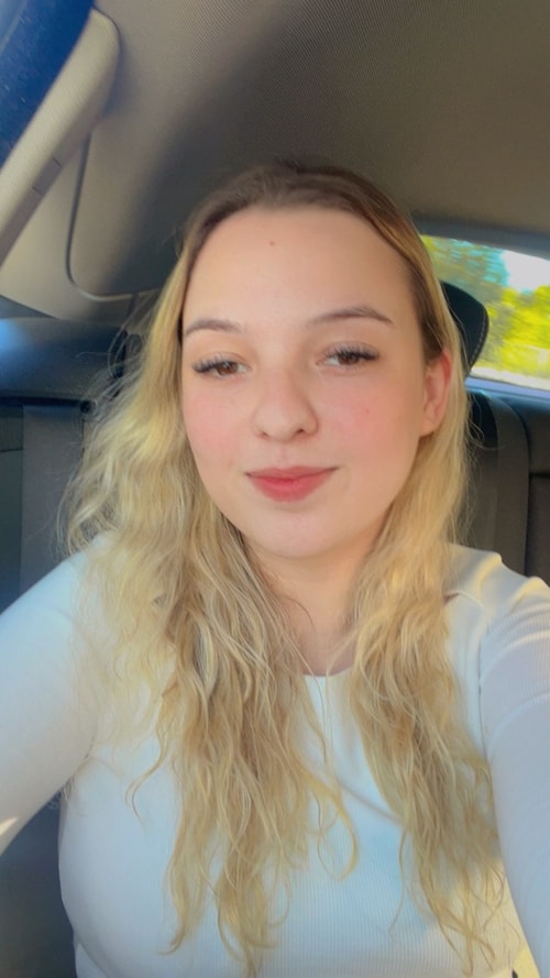 Psicólogo(a) Victoria Gabrielle Cunha Rezende atendendo online