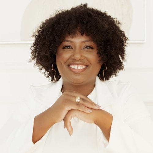 Psicólogo(a) Juliana Semeão Vilela atendendo online em Ibirité/MG