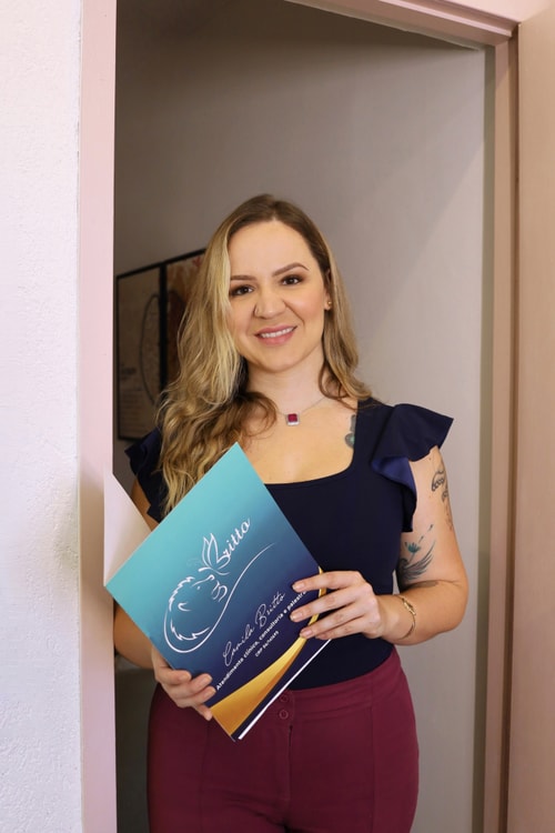 Psicólogo(a) Camila Britto Da Silva atendendo online em Arujá/SP