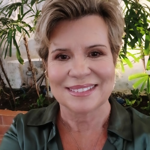 Psicólogo(a) Obedes Batista Araújo Silva atendendo online em Maceió/AL