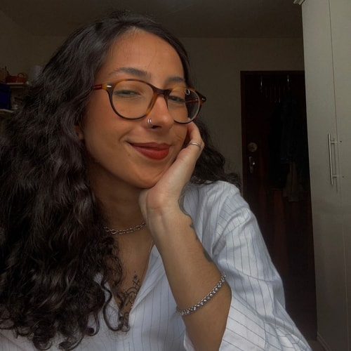 Psicólogo(a) Ana Carolina Vieira Marques atendendo online em Maringá/PR