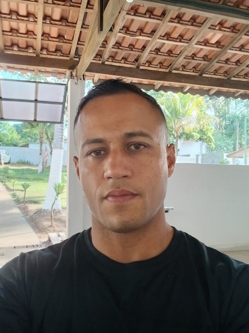 Psicólogo(a) Christopher Flausino De Oliveira atendendo online em São José dos Campos/SP