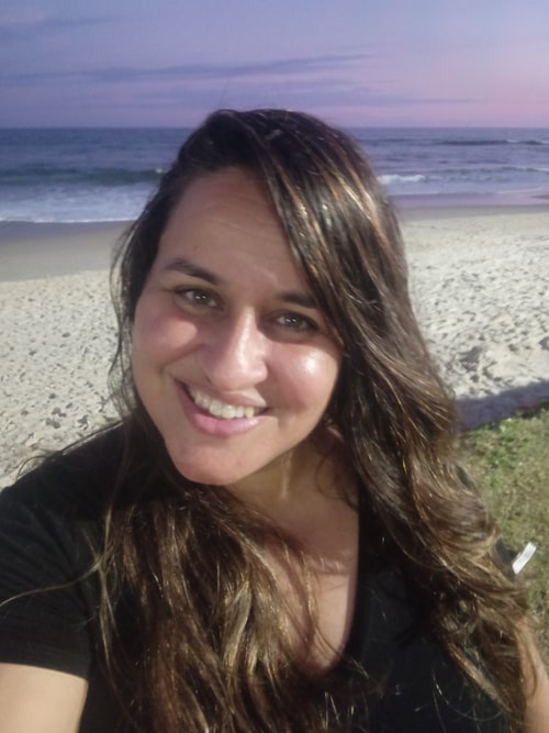 Psicólogo(a) Andréia Mara Fernandes atendendo online em Curitiba/PR