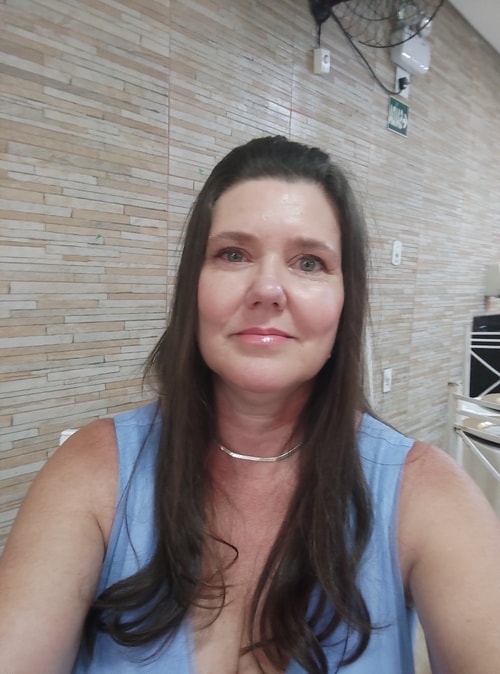 Psicólogo(a) Simone Alex de Oliveira atendendo online em Brasília/DF