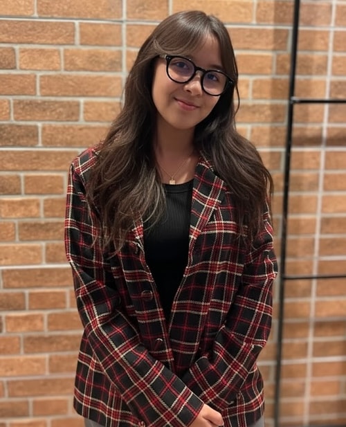 Psicólogo(a) Letícia Valéria Neves de Sousa atendendo online