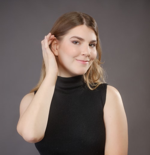 Psicólogo(a) Júlia Silverston Angonese