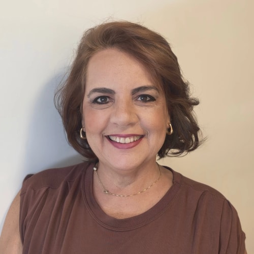 Psicólogo(a) Claudia Maria Teixeira Goulart atendendo online em Porto Alegre/RS