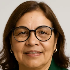 Foto 1 de Lucia Maria Prazeres Teixeira