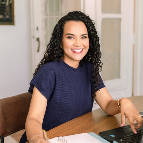 Foto 1 de Jhuli Almeida