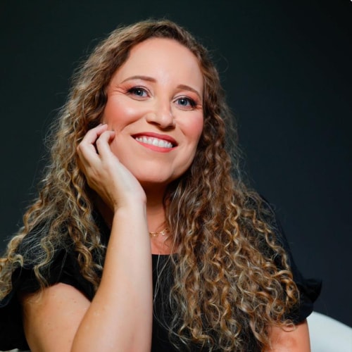 Foto 2 de Valquíria Ferreira de Oliveira Megda