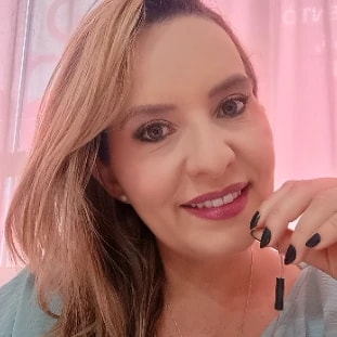 Foto 1 de Viviane Fernandes de Oliveira