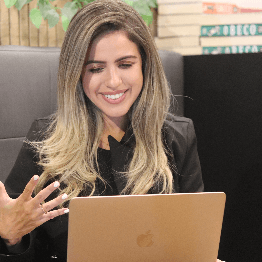 Foto 1 de Luciana Cavalcante Brandão