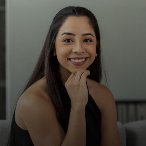 Foto 1 de Jennifer Alves de Araujo