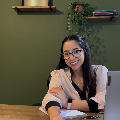 Foto 3 de Jennifer Alves de Araujo