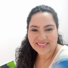 Foto 2 de Rebeca Do Vale Marques