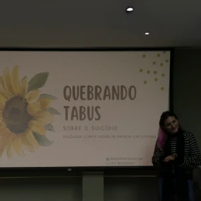 Foto 2 de Jaqueline Isabel de Andrade Rapachi