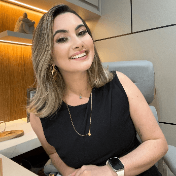 Foto 2 de Thaís Menezes de Souza Lan