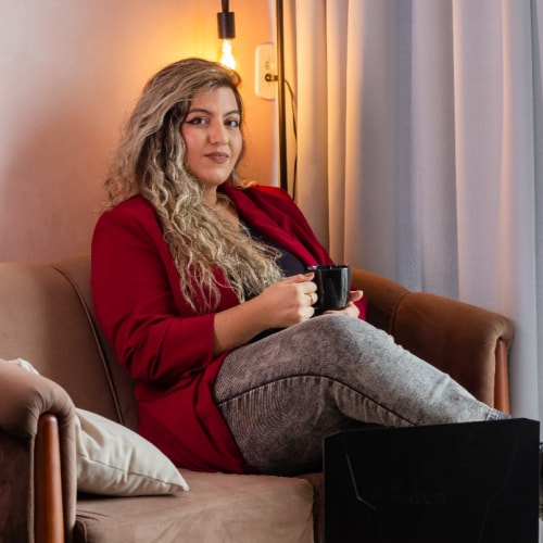 Foto 6 de Vitória Demarque Medeiros