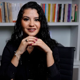 Foto 2 de Vanessa de Oliveira Lopes