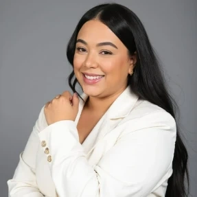 Foto 1 de Delisane Câmara Ferreira