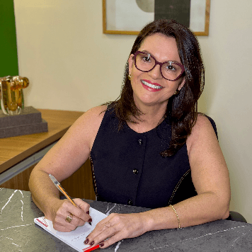 Foto 3 de Lia de Souza Araújo