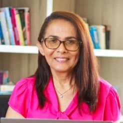 Foto 1 de Cleia Rodrigues dos Santos Oliveira