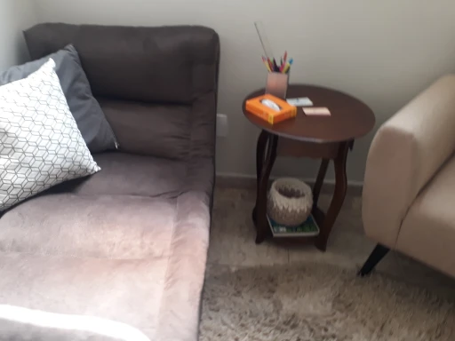 Foto 1 de Elisangela Garcia Natalicio