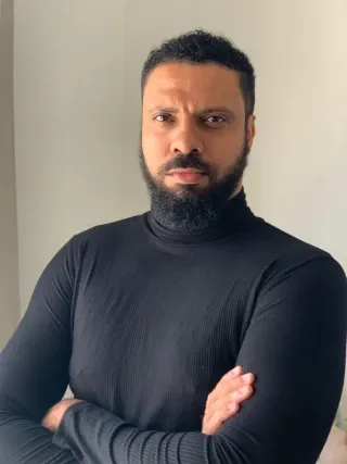 Foto 1 de Almiro Santana Fialho