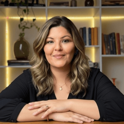 Foto 2 de Polliana de Oliveira Khan Amorim