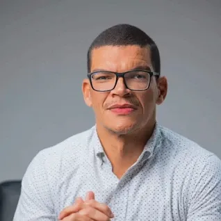 Foto 2 de Joubert de Oliveira