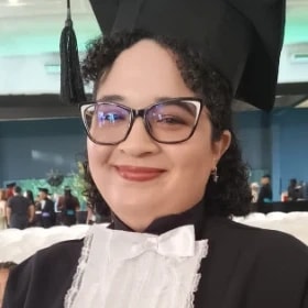 Foto 1 de Vivian Maria Oliveira Ferreira