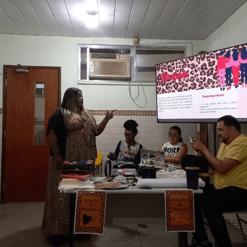 Foto 4 de Débora de Jesus do Nascimento Bonfim